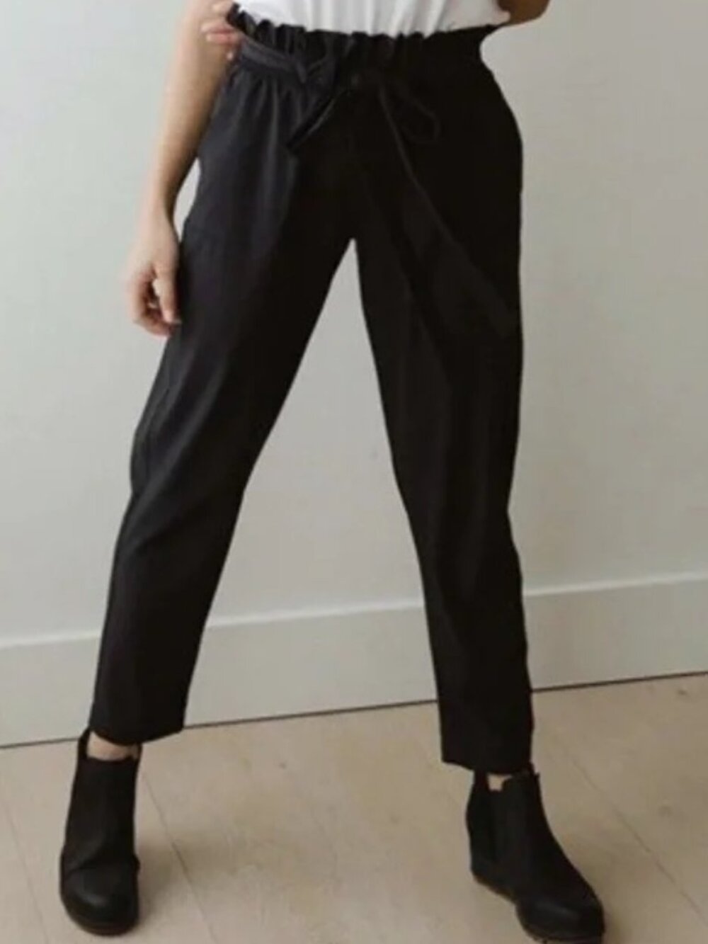 ALBION Women’s Bow Belt Capri Pants High Rise Paperbag Waist Black size M